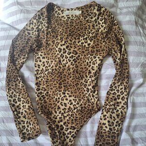 LC Lizette Collection Leopard Print Bodysuit Size S Long Sleeve
